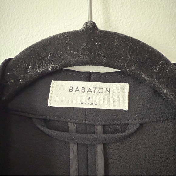 Aritzia Babaton Power Blazer Black Mirror Crepe Hip Length Sz 6 - Picture 9 of 16